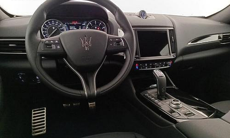 Maserati Levante 2.0...