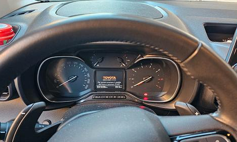 Toyota Proace City V...