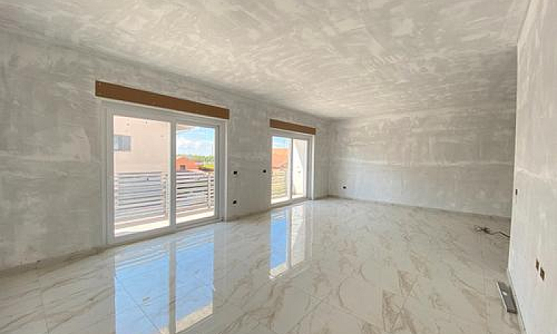 Villa Con Spazio Est...