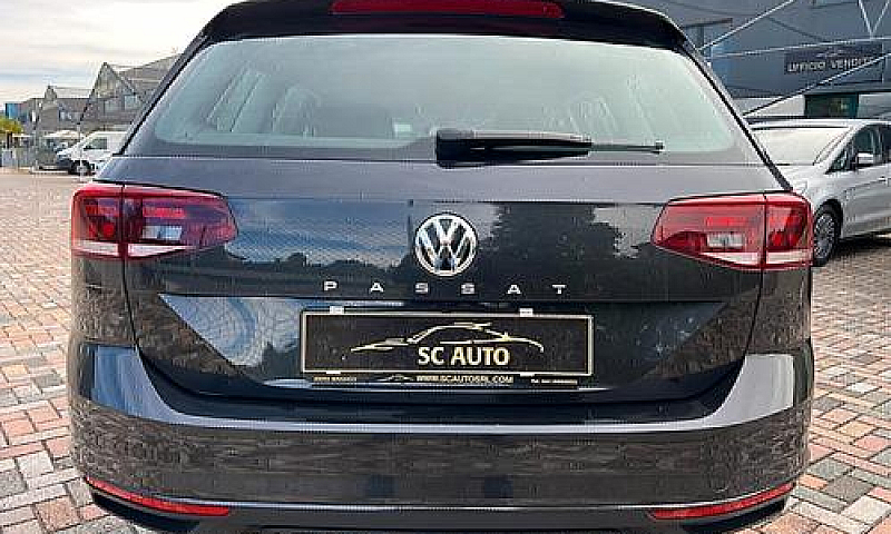 Volkswagen Passat Va...