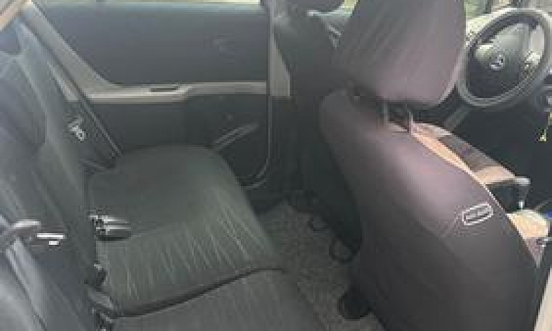 Toyota Yaris - 2006...