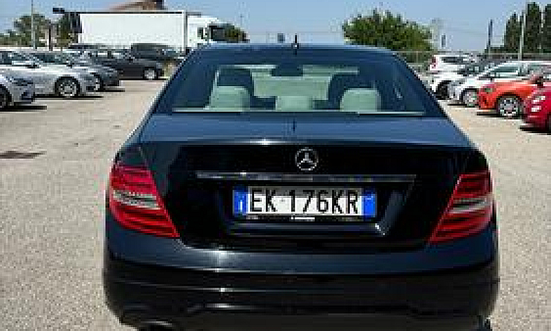Mercedes-Benz C 200 ...