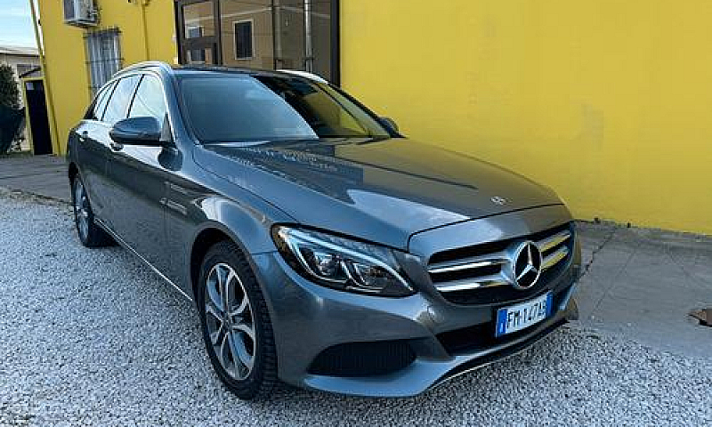 Mercedes-Benz C 220D...