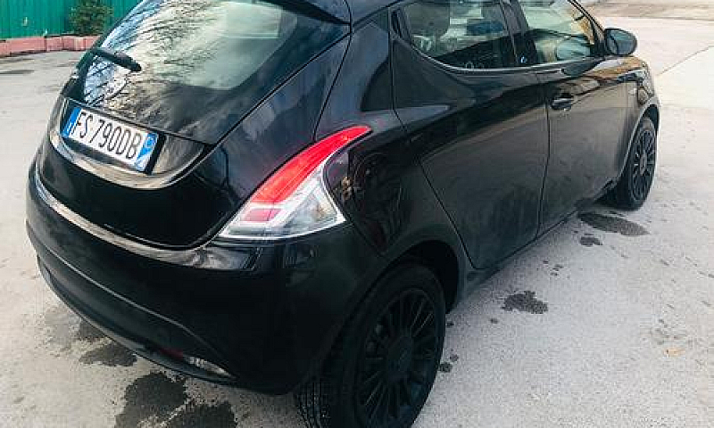 Lancia Ypsilon 2018 ...