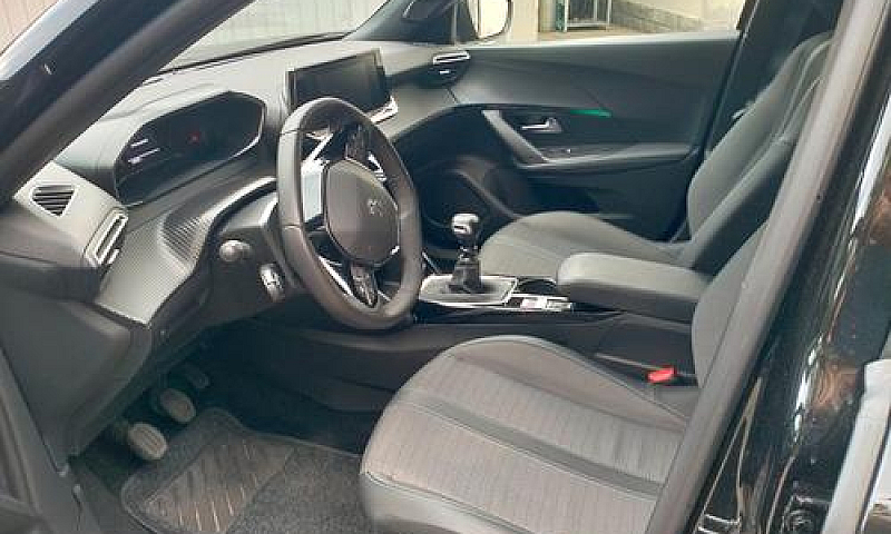 Peugeot 2008 1.2 All...