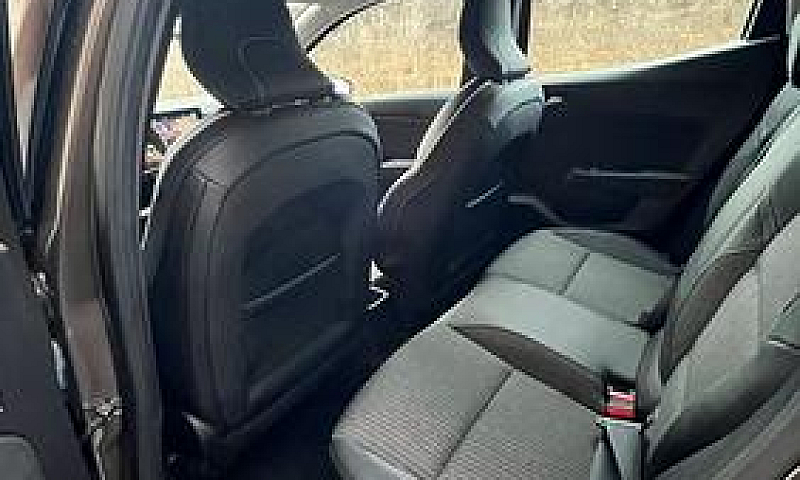 ???? Renault Clio 1....