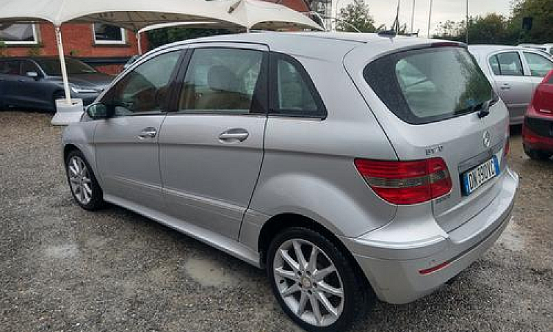 Mercedes-Benz B 170 ...