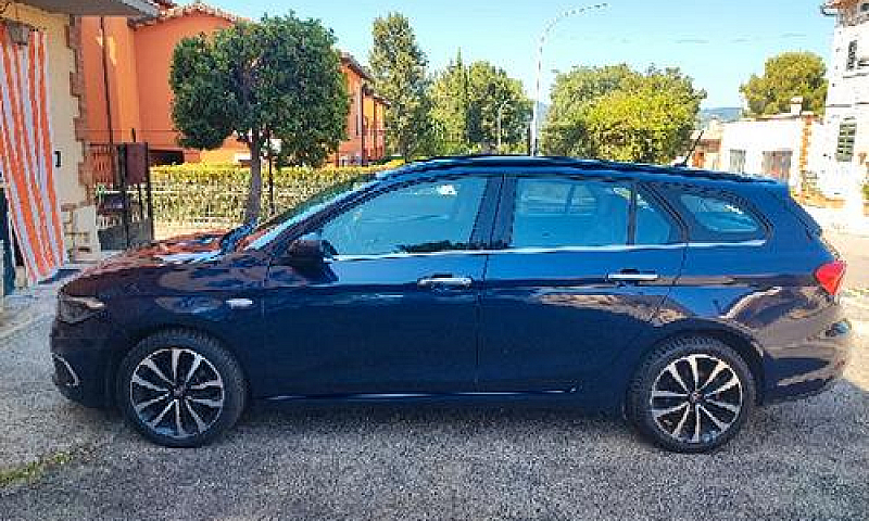 Fiat Tipo (2015-->) ...