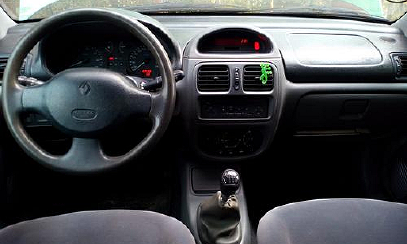 Renault Clio 2...