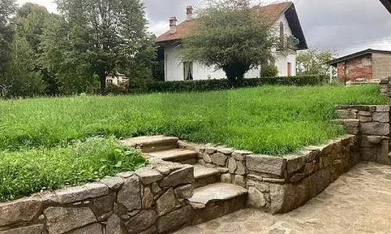 Casa Con Giardino...