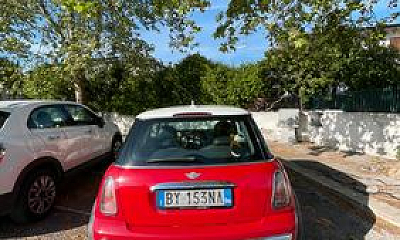 Mini Cooper...