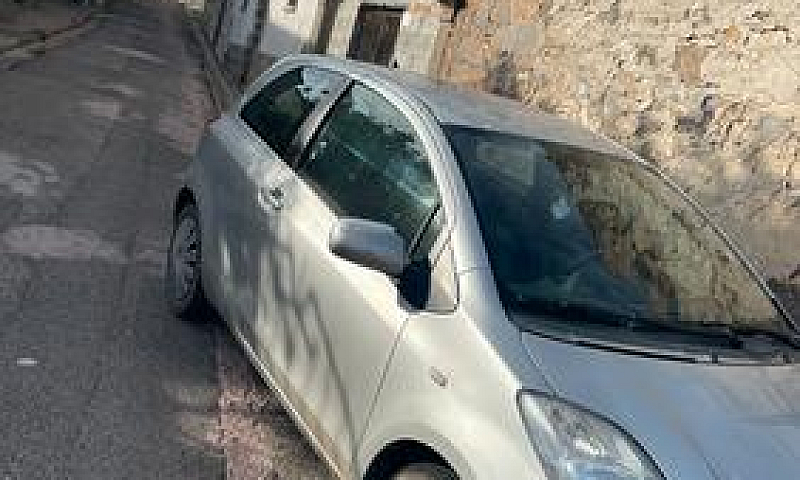 Yaris...