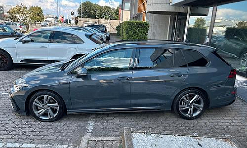 Volkswagen Golf Vari...