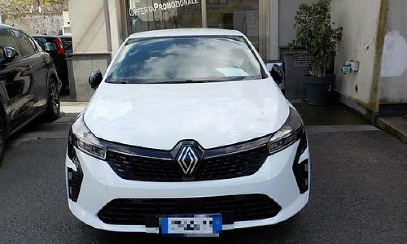 Renault Clio New - T...