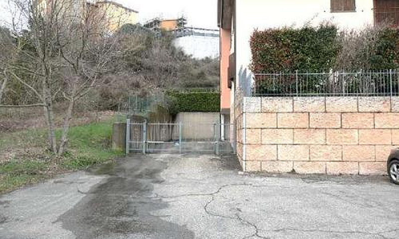 Appartamento A Loian...