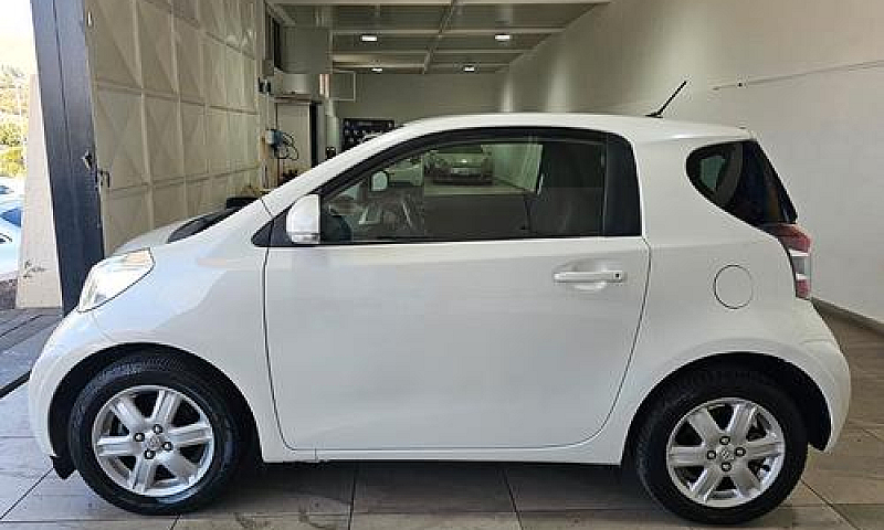 Toyota Iq 1.0 Sol...