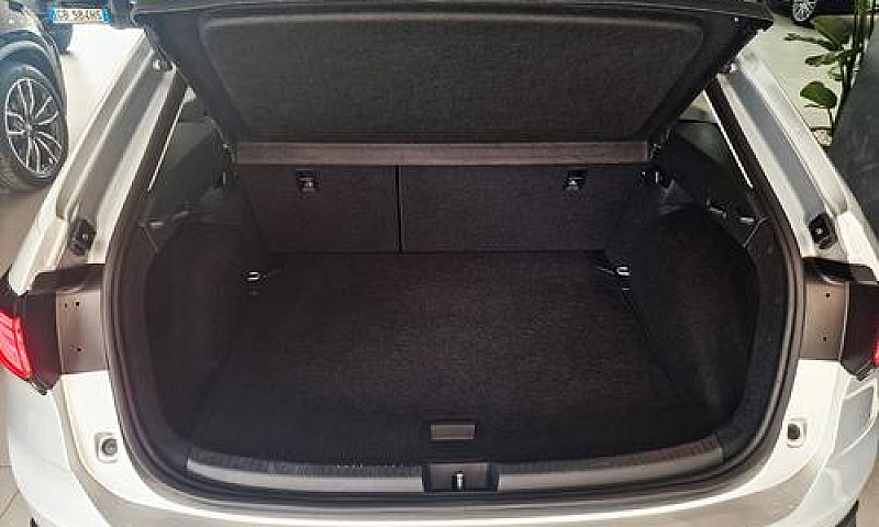 Volkswagen Taigo 1.0...