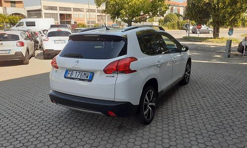Peugeot 2008 Bluehdi...