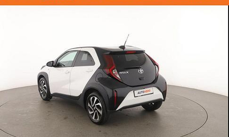 Toyota Aygo X Ud0343...