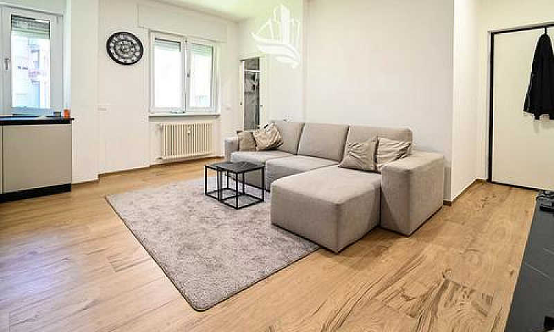 Moderno Trilocale Co...