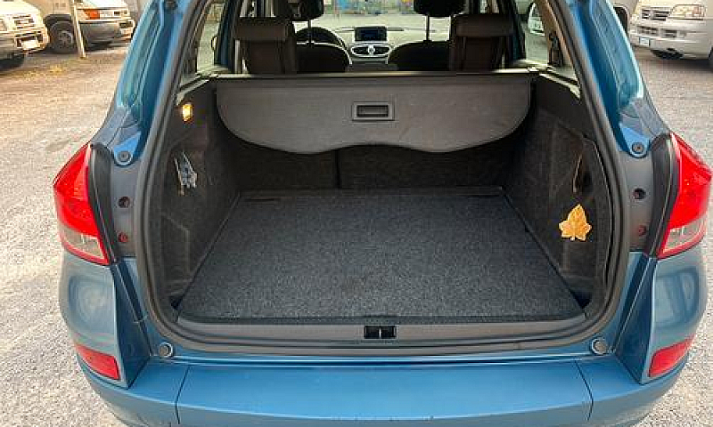 Renautl Clio 2010 1....