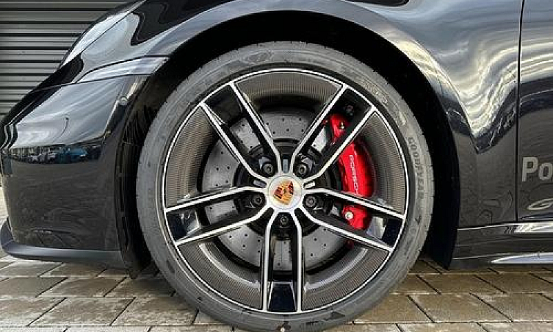 Porsche 992 2.0 Carr...