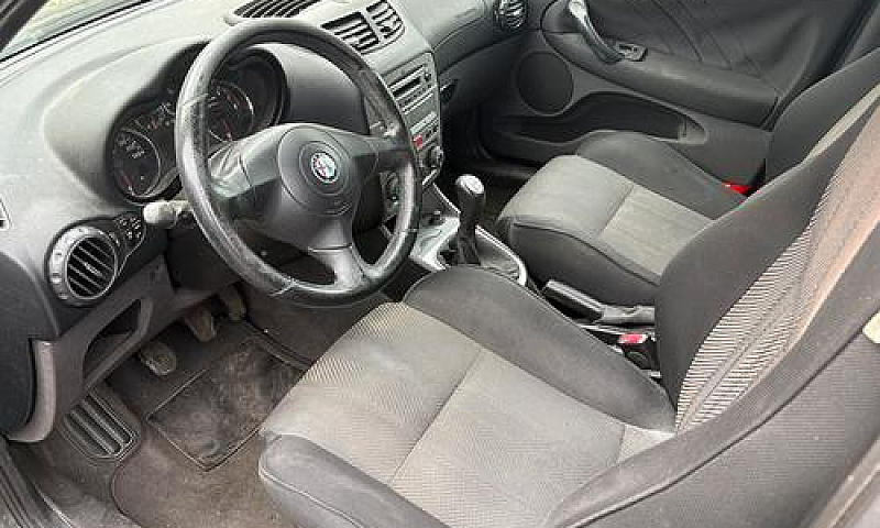 Alfa 147...