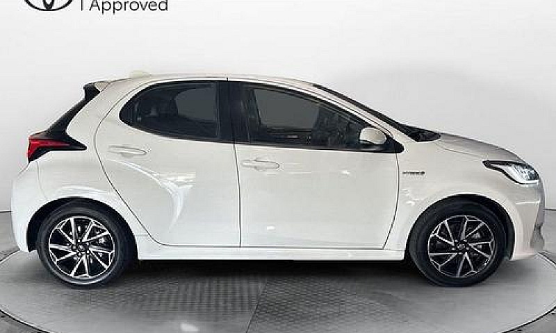 Toyota Yaris 1.5 Hyb...