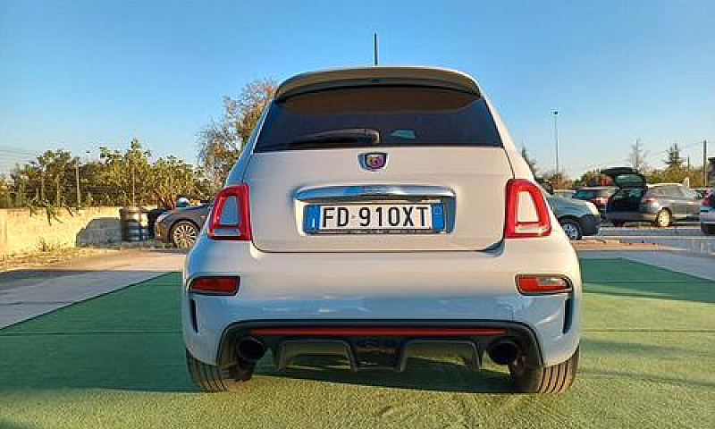 Abarth 595 1.4 Turbo...