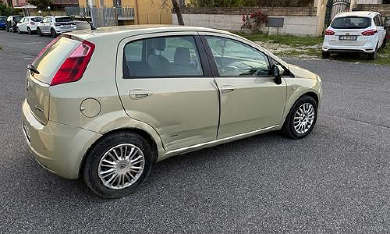 Fiat Grande Punto 1....