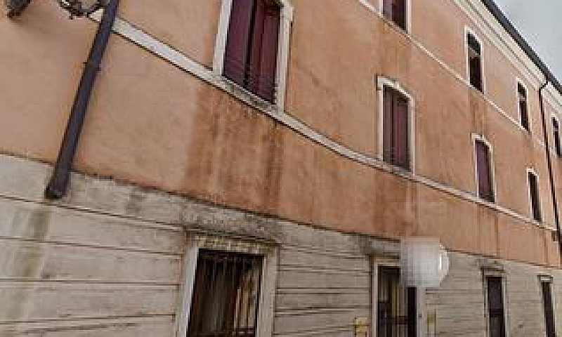 Appartamento A Bassa...
