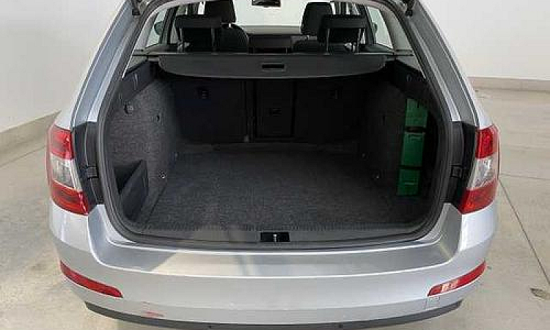 Skoda Octavia 1.6 Td...