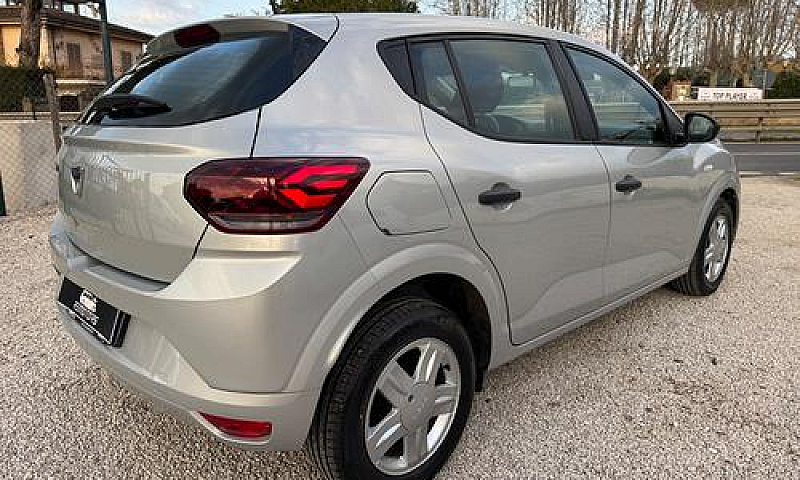 Dacia Sandero Street...
