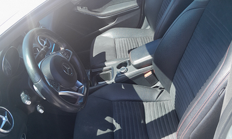 Mercedes Cla Amg 200...