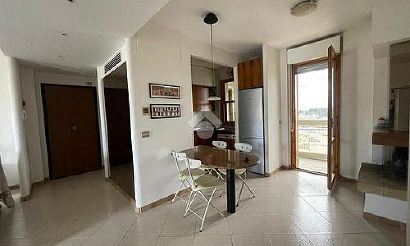 4 Locali A Cagliari...