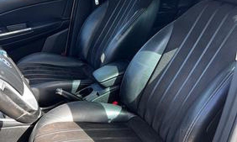 Lancia Delta 1.6 Mjt...