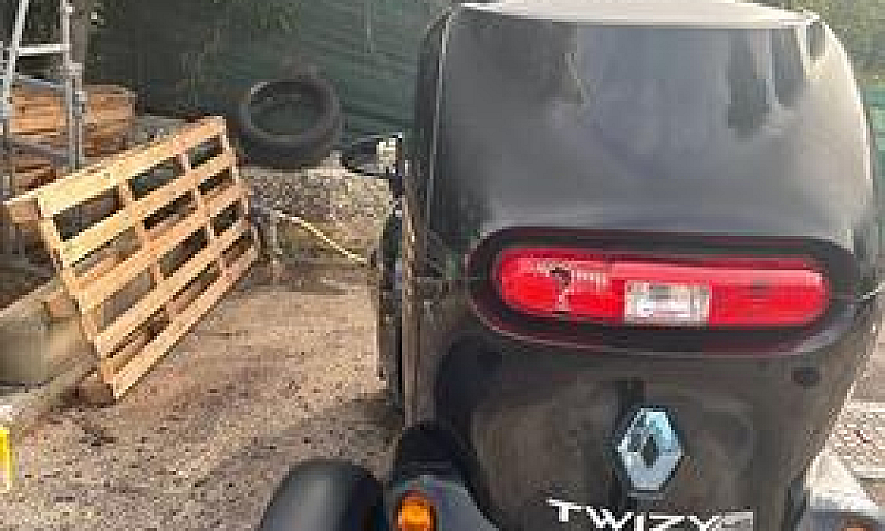 Twizy...