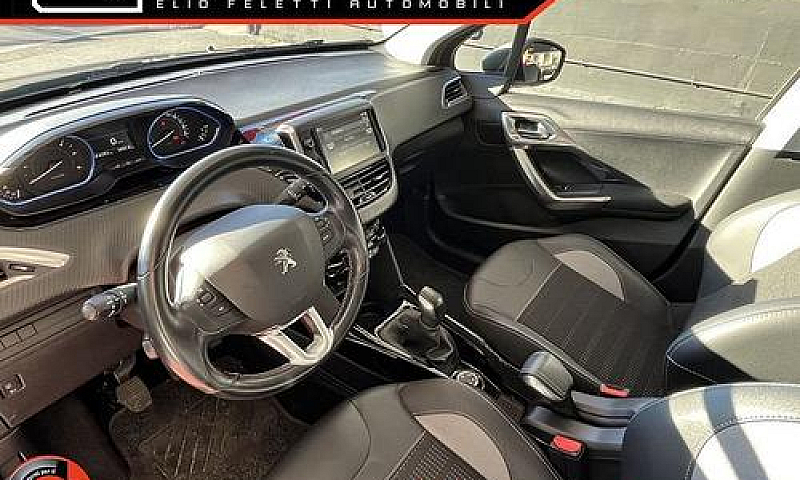 Peugeot 2008 Bluehdi...