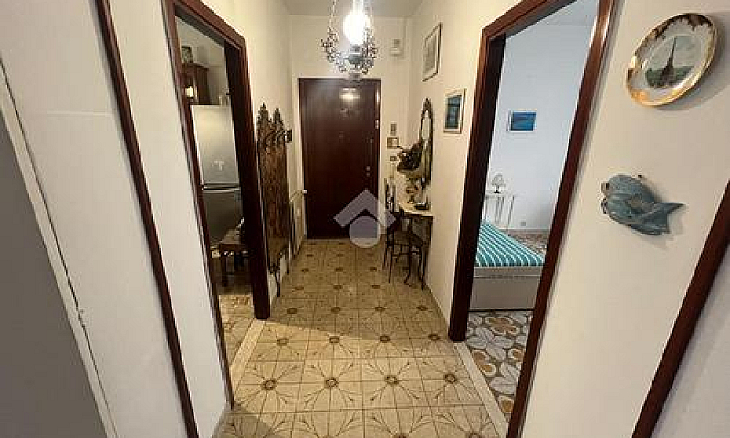4 Locali A Albisola ...