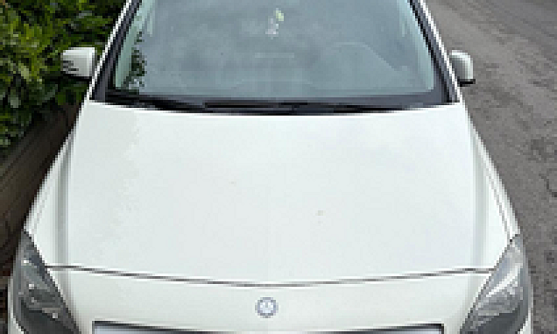 Macchina Mercedes...