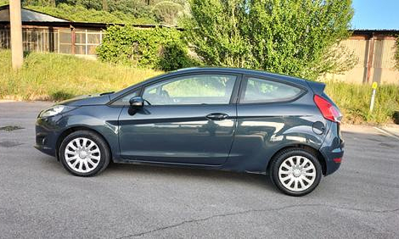 Ford Fiesta 1.5 Tdci...