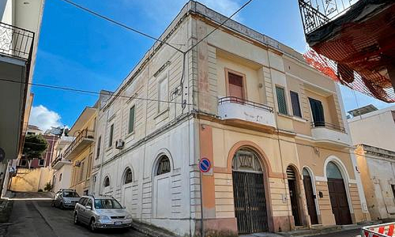 Immobile In Centro...