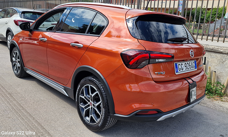 Fiat Tipo Cross...