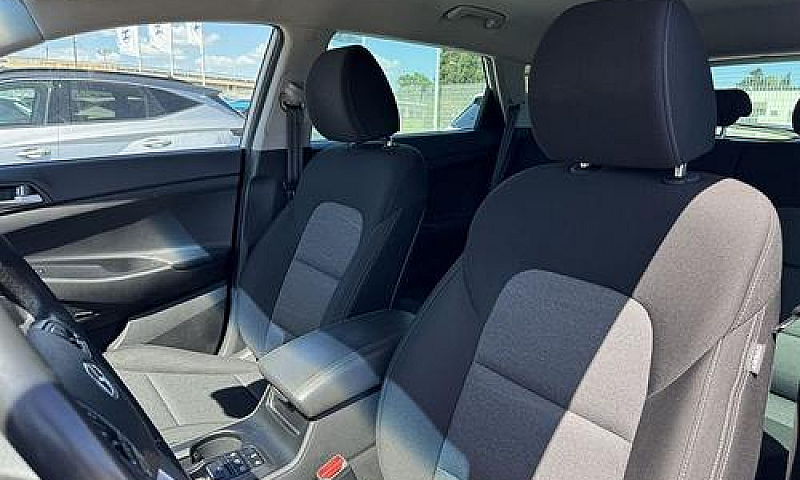 Hyundai Tucson 1.6 C...