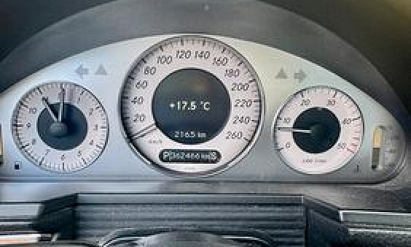 Mercedes Classe E 28...