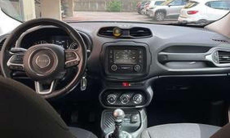 Jeep Renegade Longit...