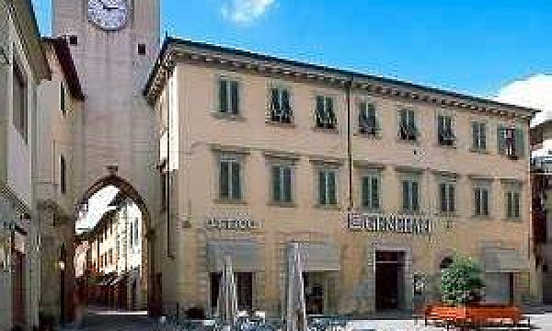 Borgo S Lorenzo 4 Va...