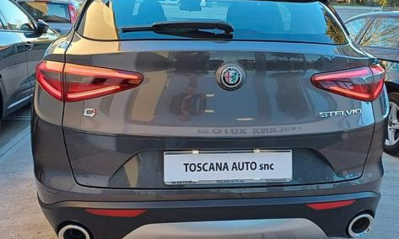 Alfa Romeo Stelvio 2...