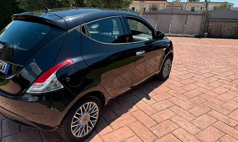 Lancia Y 900 Twinair...