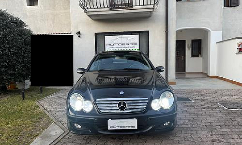Mercedes-Benz C 220 ...